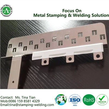 自動車用絶縁バスバー